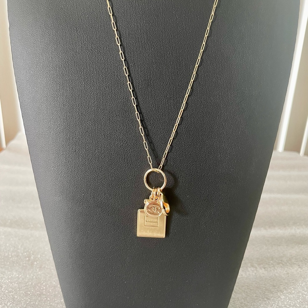 CHANEL LIMITED EDITION HOLIDAY 2023 PERFUME BOTTLE CHARM